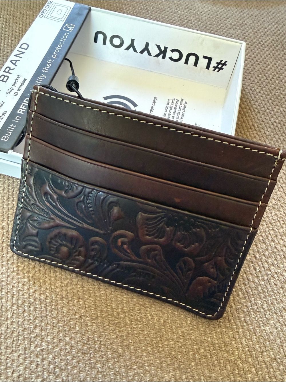Lucky Brand Men's Western Embossed Leather Card Case NIB - Picture 5 of 10